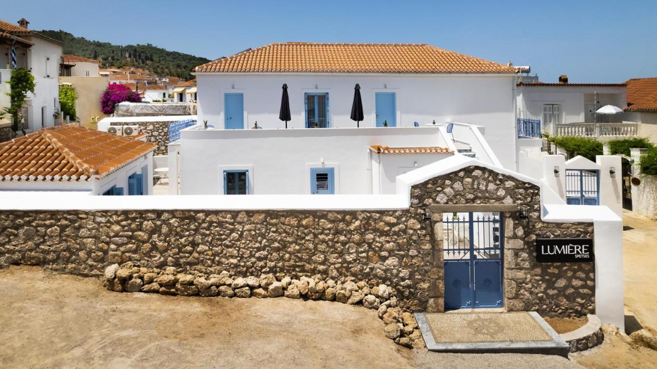 Отель Lumiere Spetses Экстерьер фото