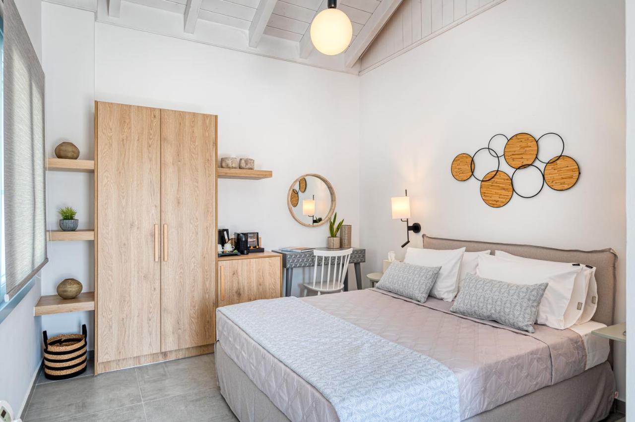 Отель Lumiere Spetses Экстерьер фото