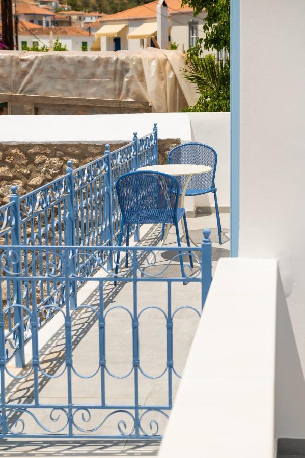 Отель Lumiere Spetses Экстерьер фото